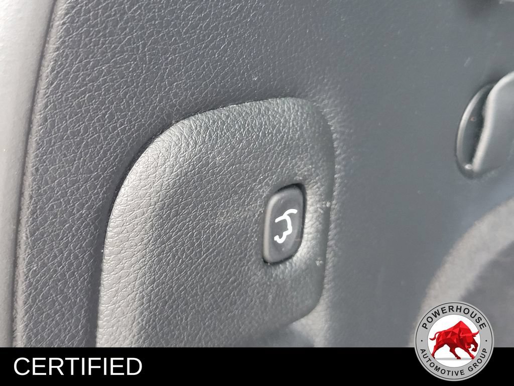 Used 2020 Jeep Grand Cherokee Overland RWD image 14