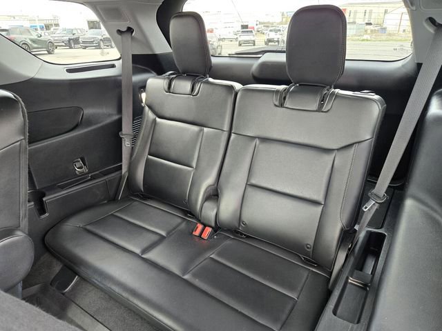 Certified 2022 Ford Explorer Limited RWD image 11