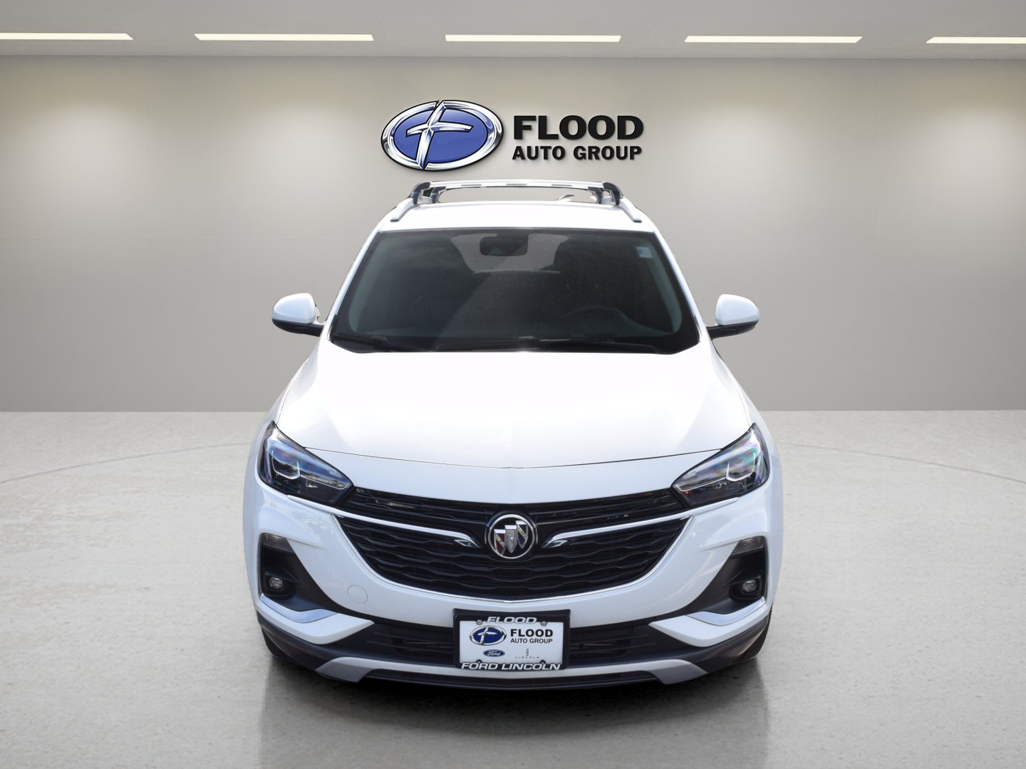 Used 2022 Buick Encore GX Essence AWD/4WD image 2