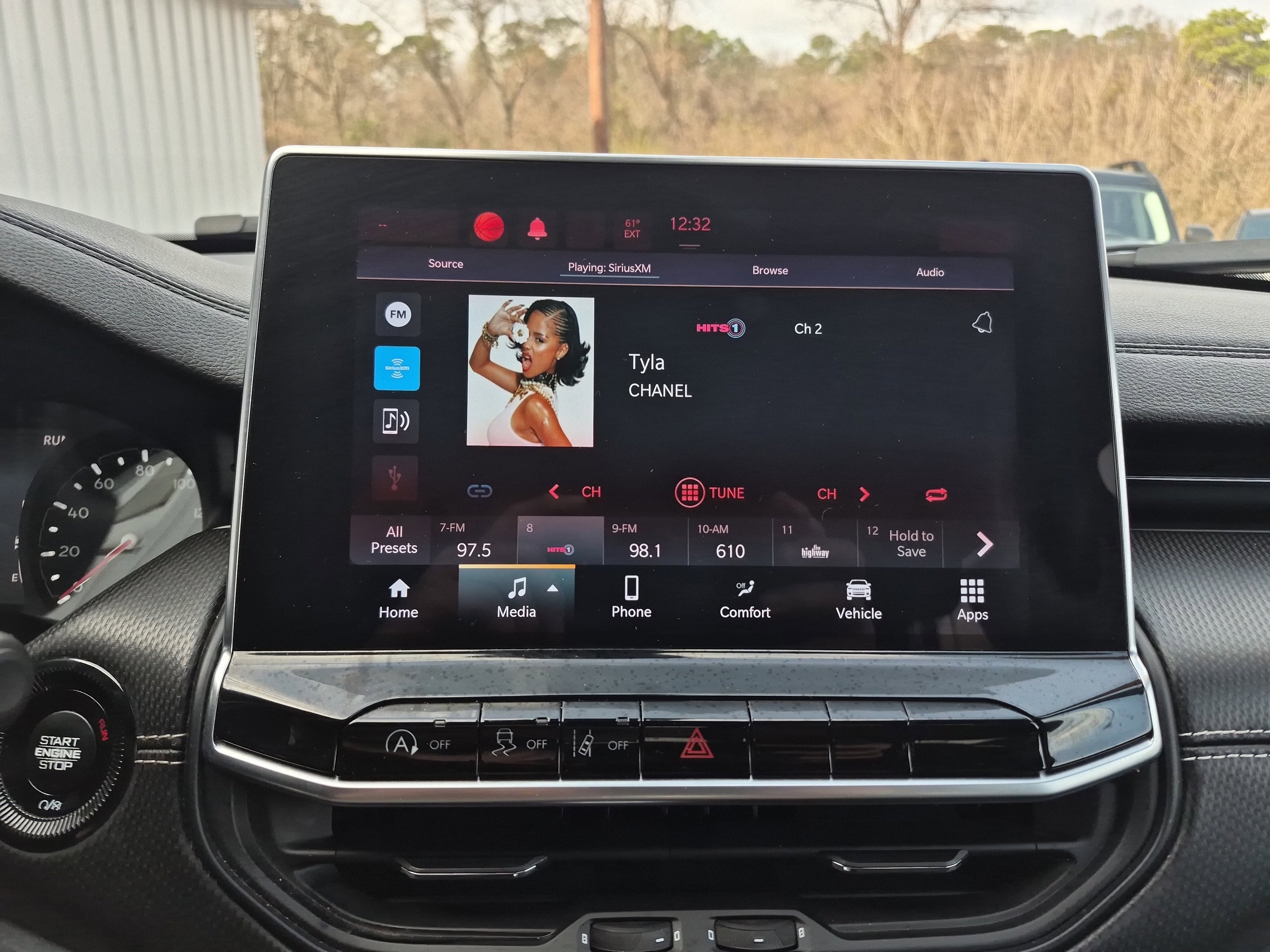 Used 2022 Jeep Compass Altitude image 31