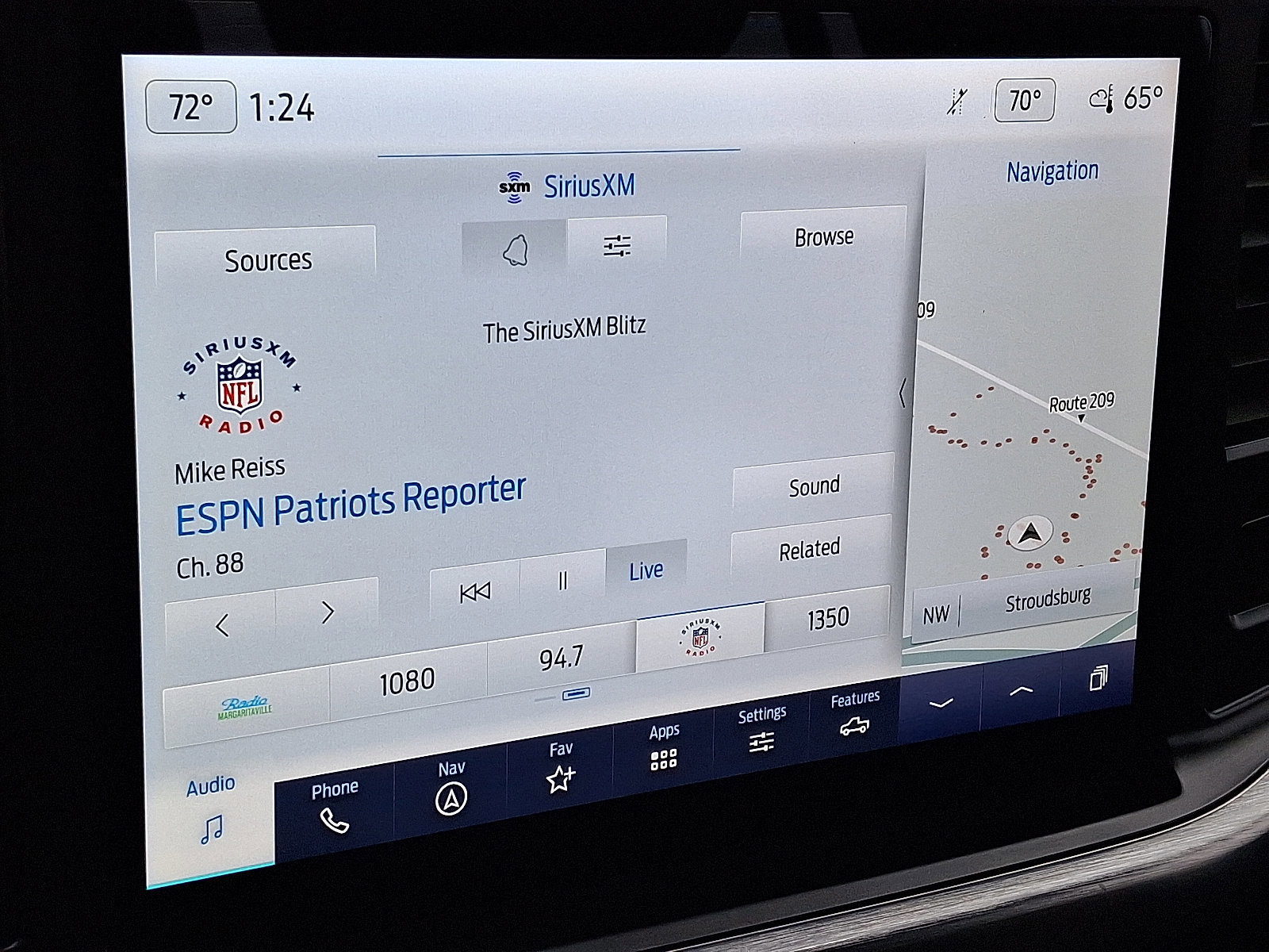 Certified 2023 Ford F150 Lariat w/ Equipment Group 502A High image 17