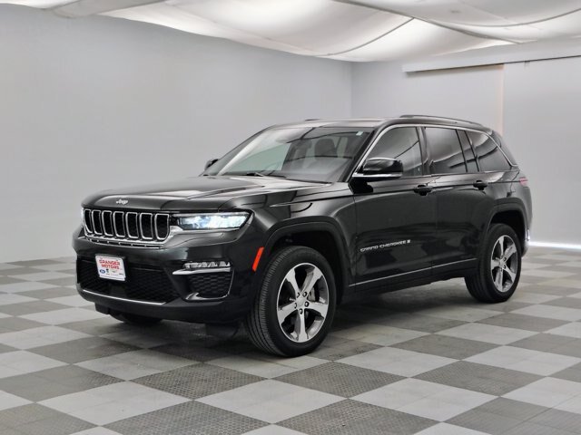 Used 2023 Jeep Grand Cherokee Limited AWD/4WD image 7