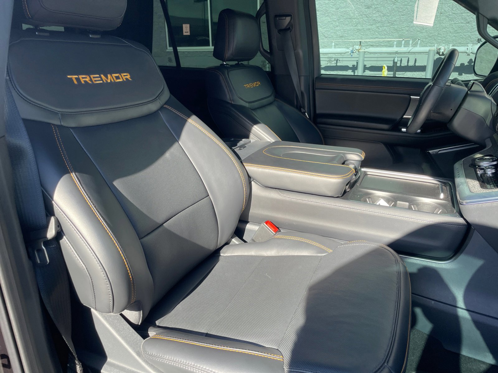 Certified 2025 Ford Expedition Tremor AWD/4WD image 31