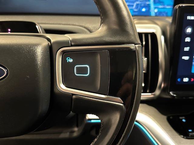 Certified 2025 Ford Expedition Platinum AWD/4WD image 24