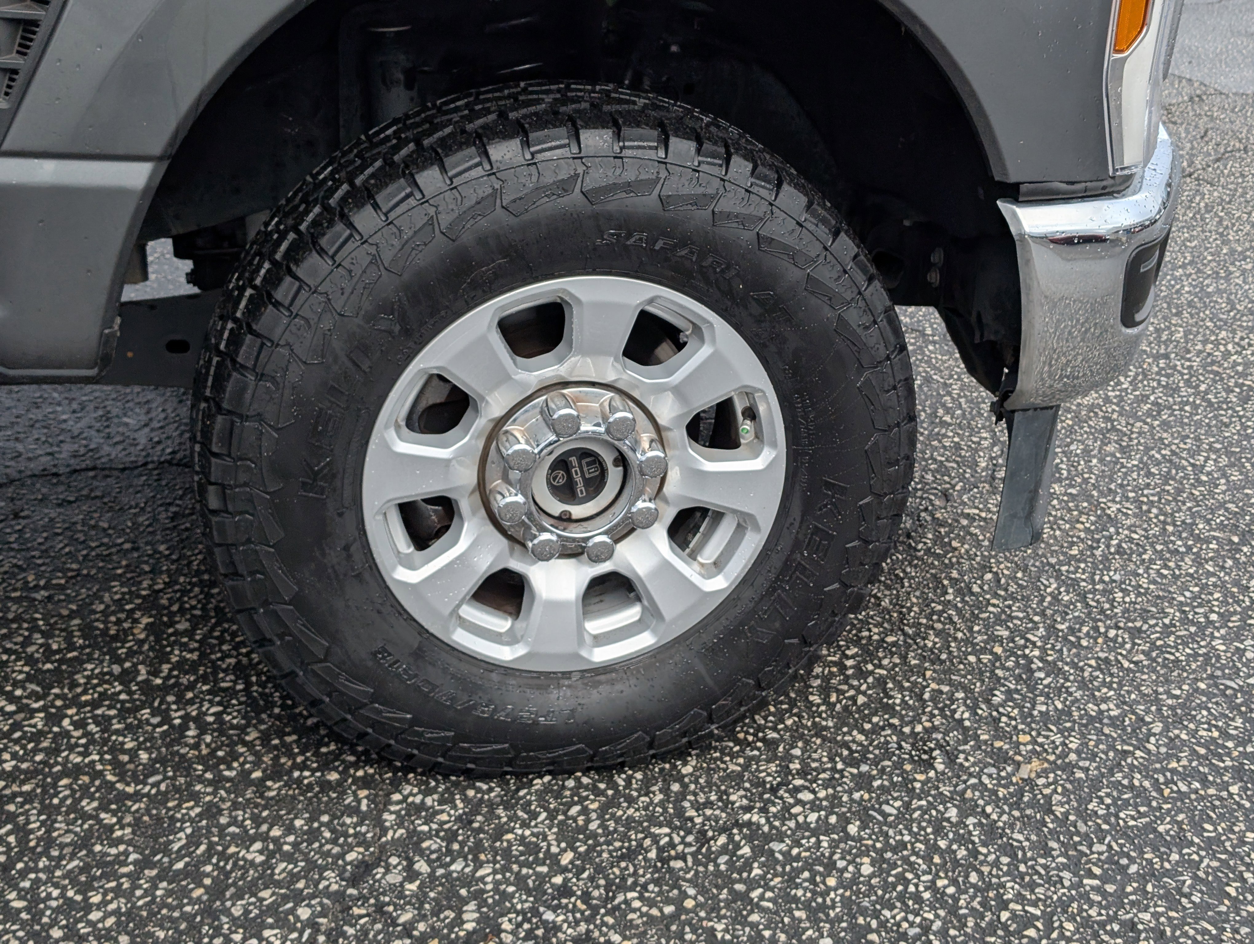 Certified 2024 Ford F350 XLT w/ 360-Degree Camera Package image 7