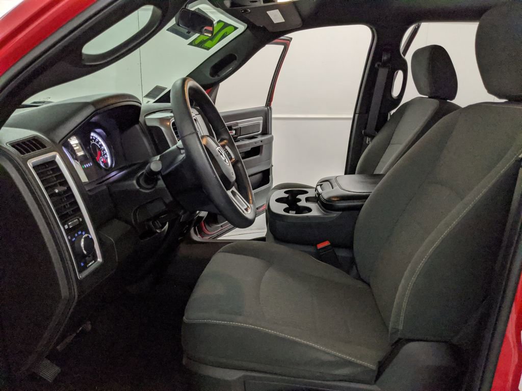 Used 2024 RAM 1500 Classic Warlock AWD/4WD image 18