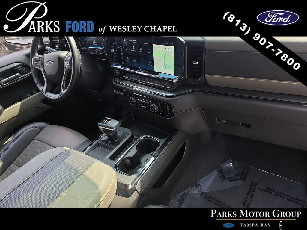 Used 2025 Chevrolet Silverado 1500 ZR2 w/ Technology Package AWD/4WD image 9