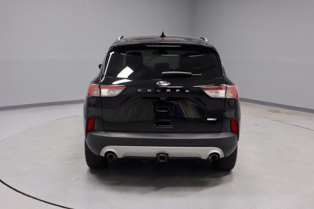 Certified 2020 Ford Escape Titanium AWD/4WD image 10