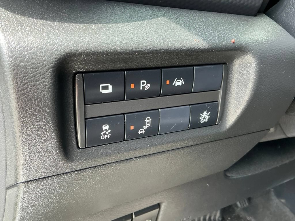 Used 2023 Nissan Kicks S FWD image 24