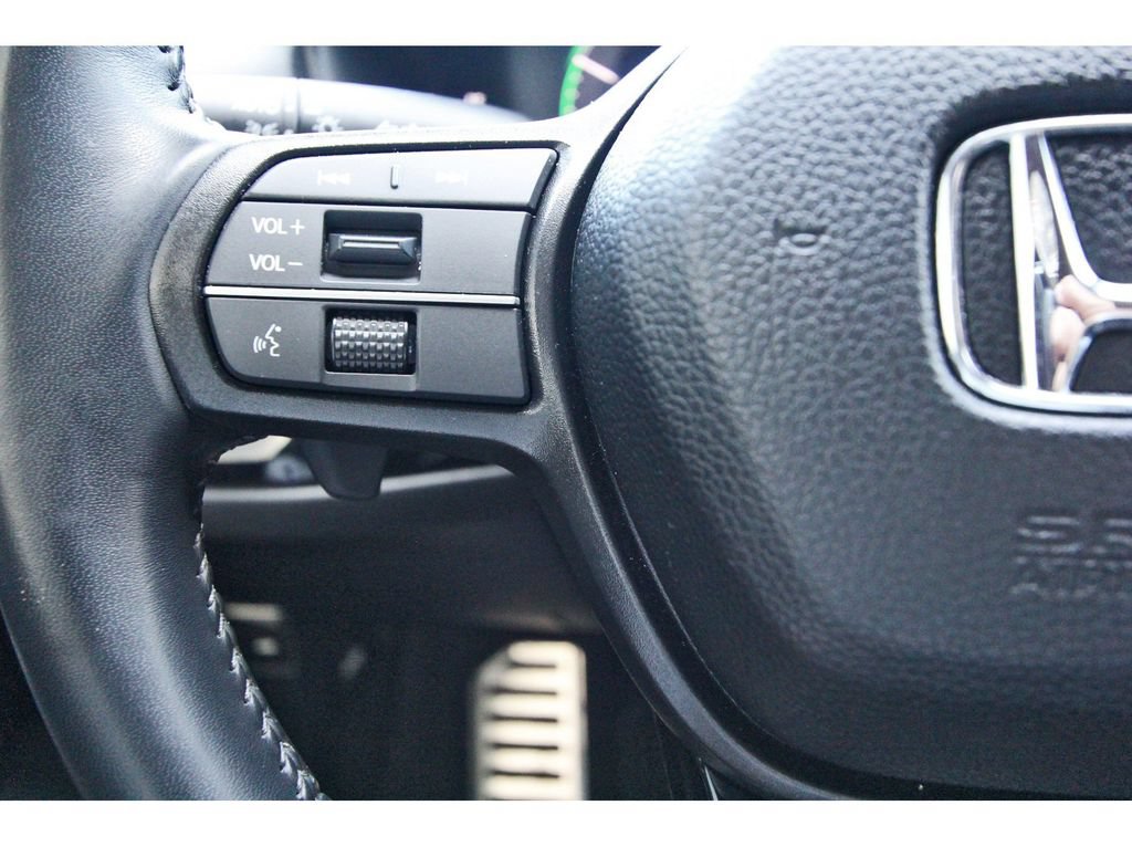 Used 2025 Honda Accord Sport image 18