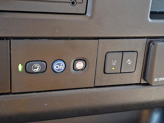 Used 2021 GMC Savana 3500 w/ Power Convenience Package RWD image 20
