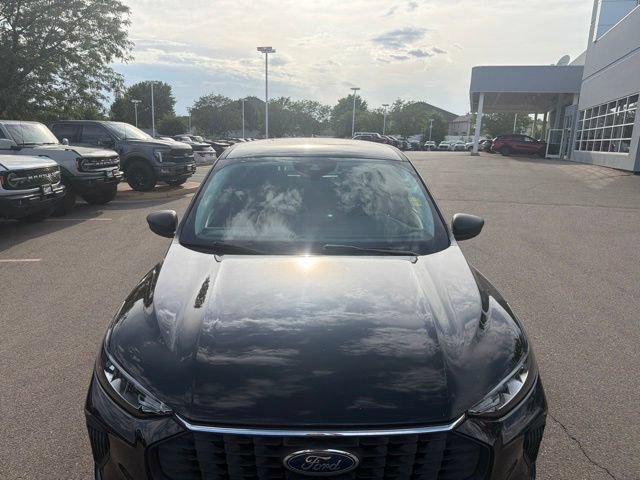 Certified 2024 Ford Escape Active AWD/4WD image 3