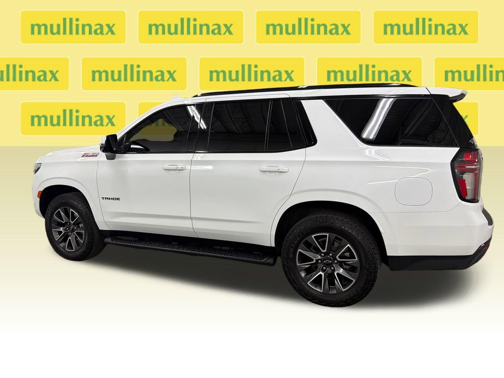 Used 2024 Chevrolet Tahoe Z71 w/ Luxury Package AWD/4WD image 13