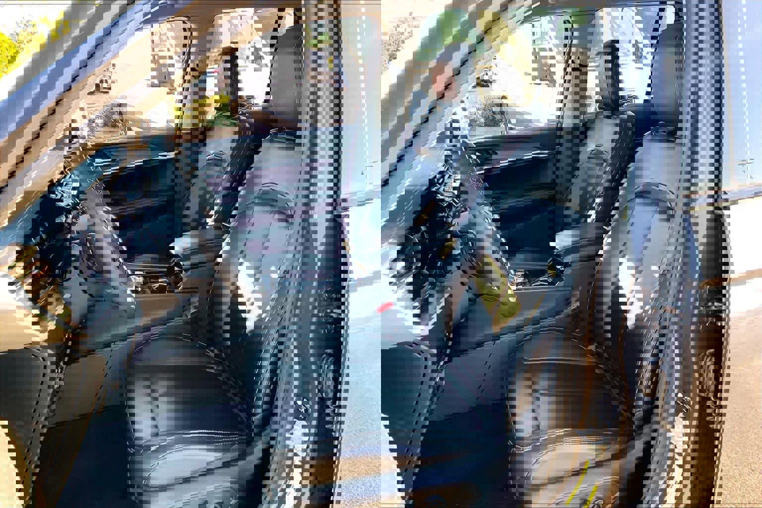 Used 2023 Jeep Grand Cherokee 4WD 4xe image 9