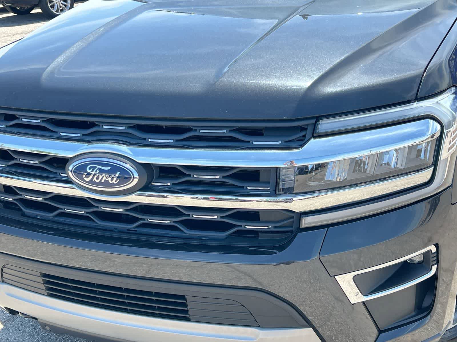 Certified 2023 Ford Expedition Limited AWD/4WD image 11