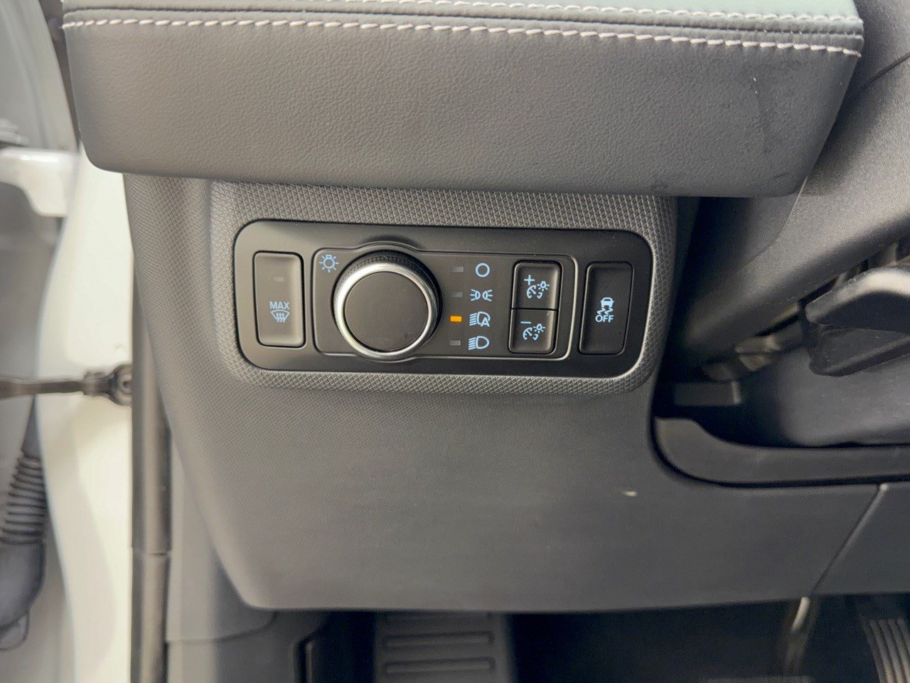 Certified 2023 Ford Mustang Mach-E Select RWD image 31