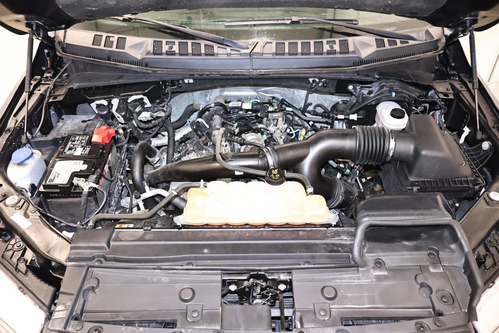 Certified 2019 Ford F150 XLT w/ Equipment Group 302A Luxury image 47