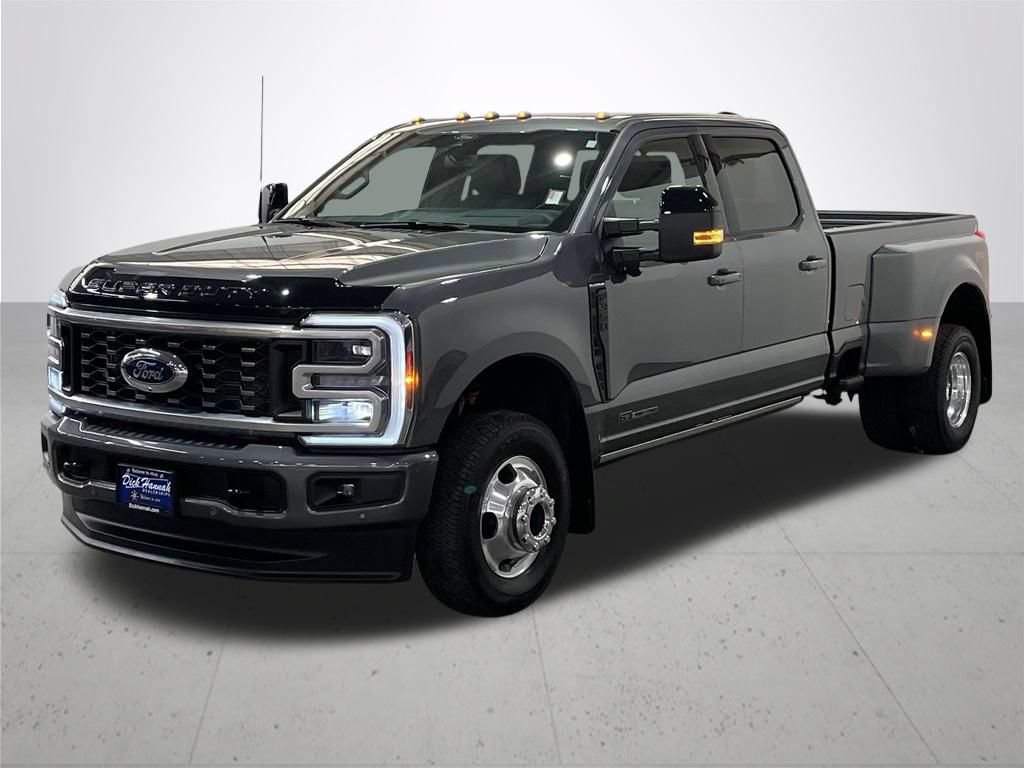 Certified 2026 Ford F350 Platinum AWD/4WD image 2