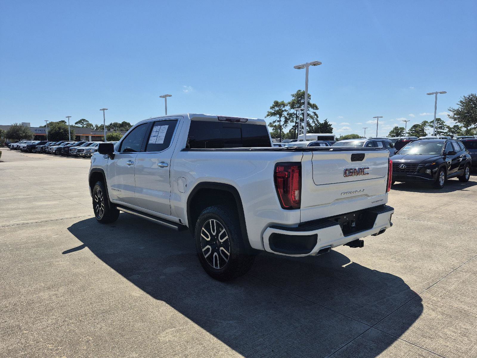 Used 2020 GMC Sierra 1500 Denali w/ Denali Ultimate Package AWD/4WD image 15