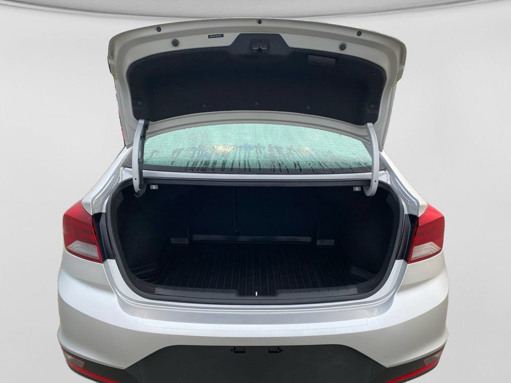 Used 2019 Hyundai Elantra SE w/ Cargo Package FWD image 15