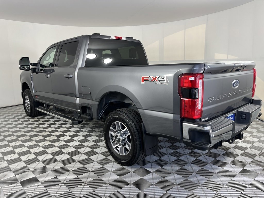 Certified 2025 Ford F350 Lariat image 3
