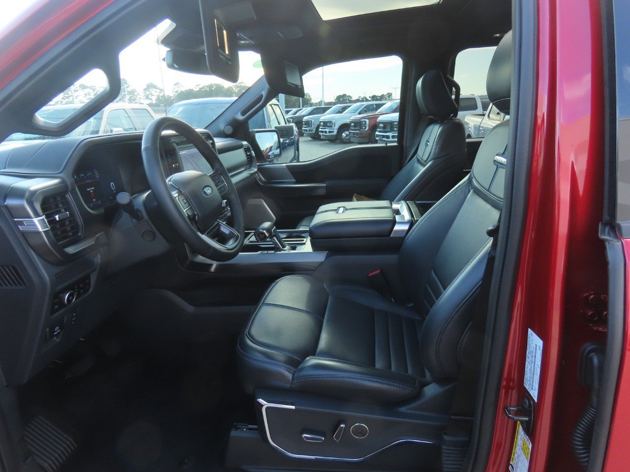 Certified 2025 Ford F150 Platinum w/ Equipment Group 702A High AWD/4WD image 23