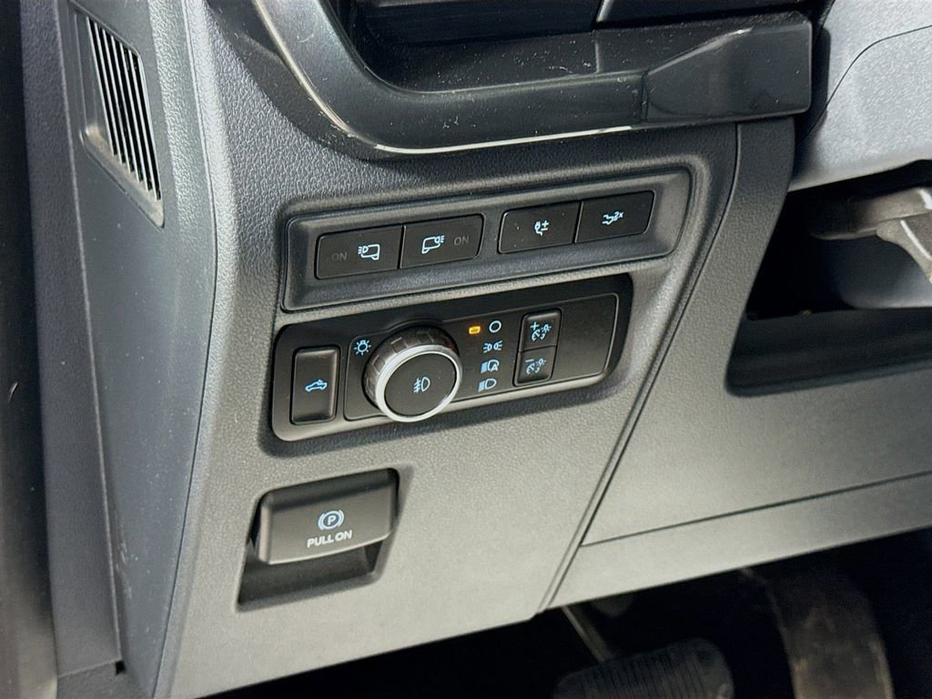 Certified 2022 Ford F150 XLT w/ Equipment Group 302A High image 13