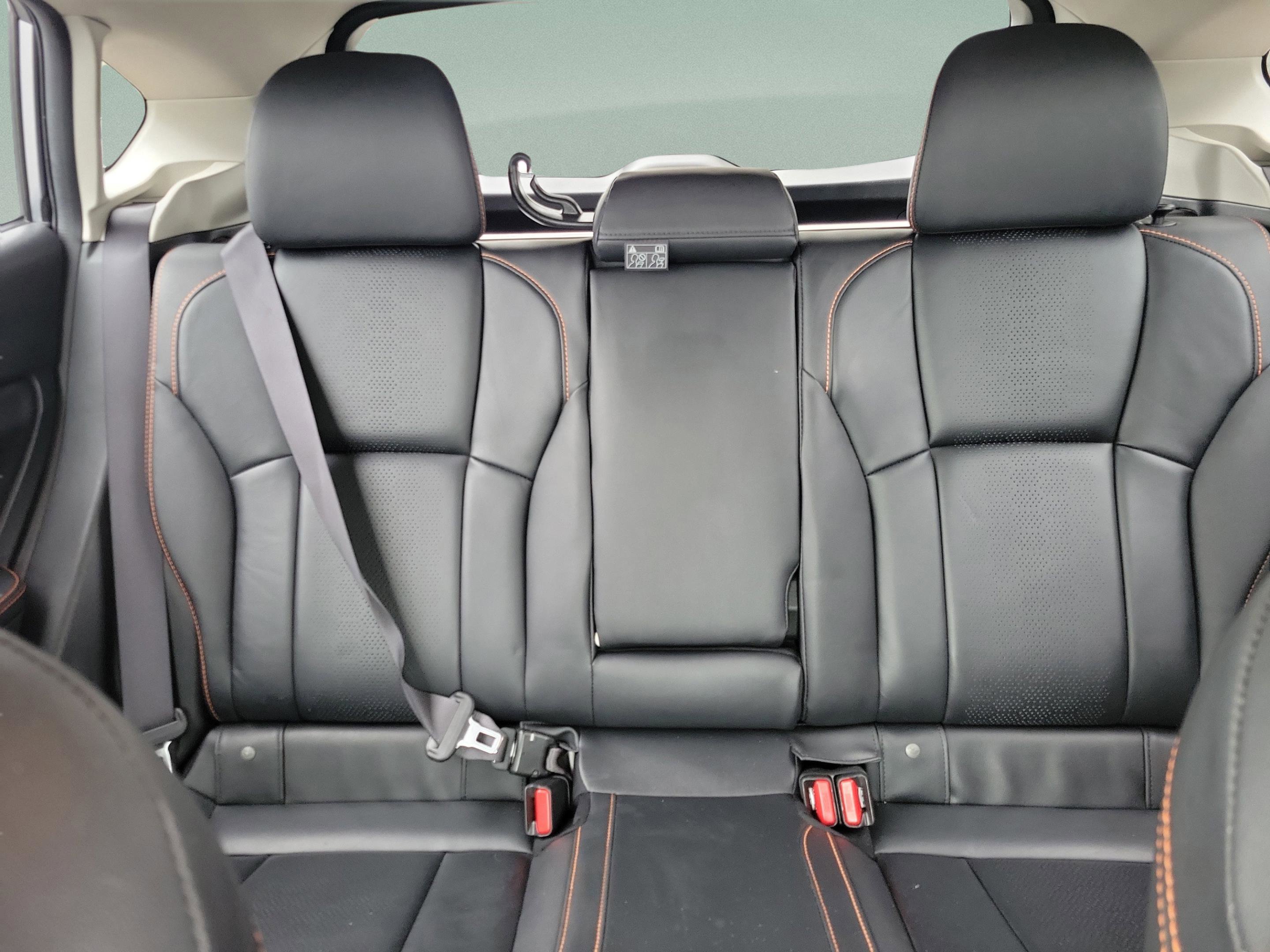 Used 2020 Subaru Crosstrek 2.0i Limited w/ Moonroof Package w/Navigation AWD/4WD image 9