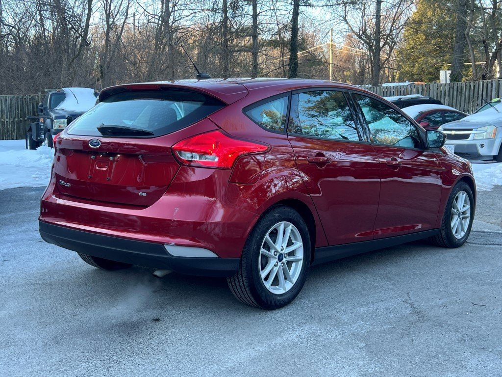 Certified 2017 Ford Focus SE w/ Cold Weather Package image 4