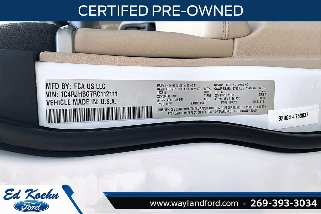 Used 2024 Jeep Grand Cherokee Limited AWD/4WD image 35