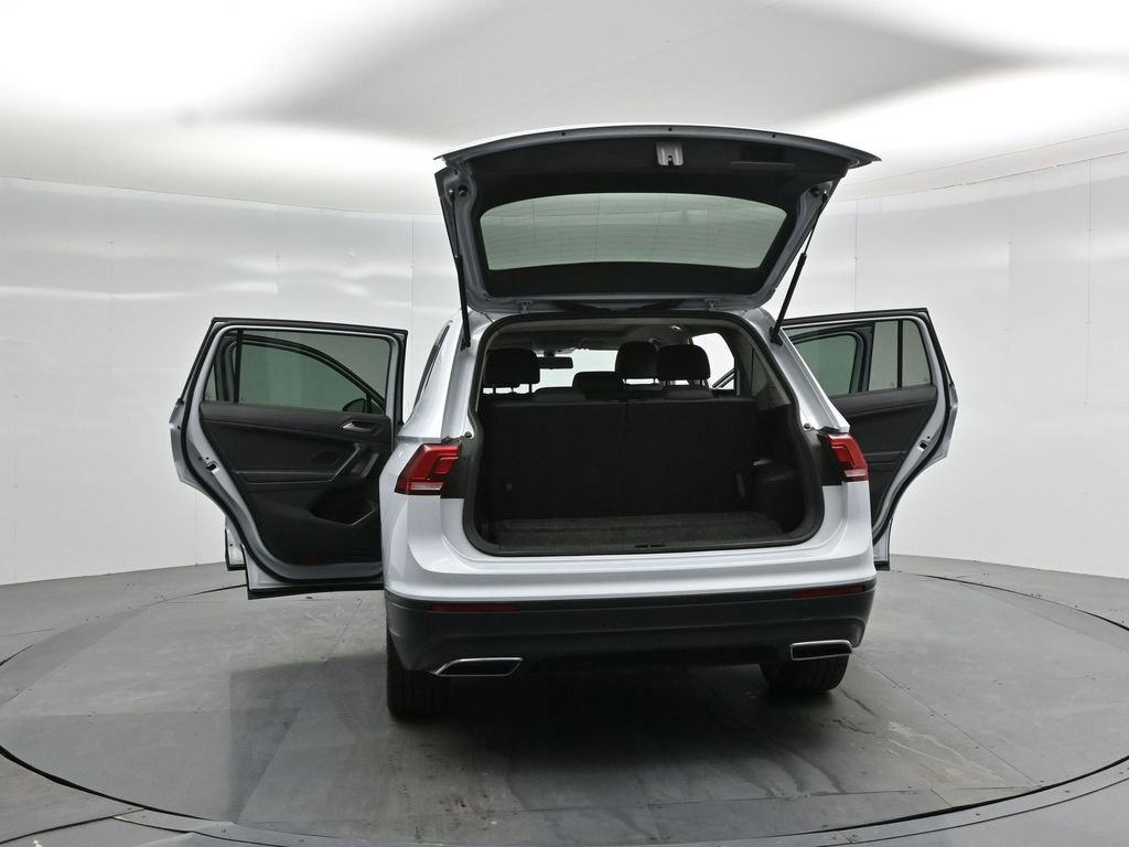 Used 2019 Volkswagen Tiguan SE w/ Panoramic Sunroof Package FWD image 33