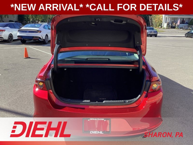 Used 2019 MAZDA MAZDA3 Sedan w/ Preferred Package FWD image 15