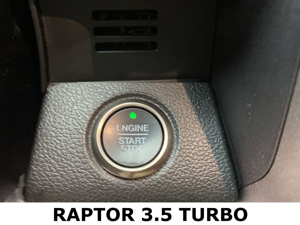 Certified 2017 Ford F150 Raptor w/ Equipment Group 802A Luxury image 33