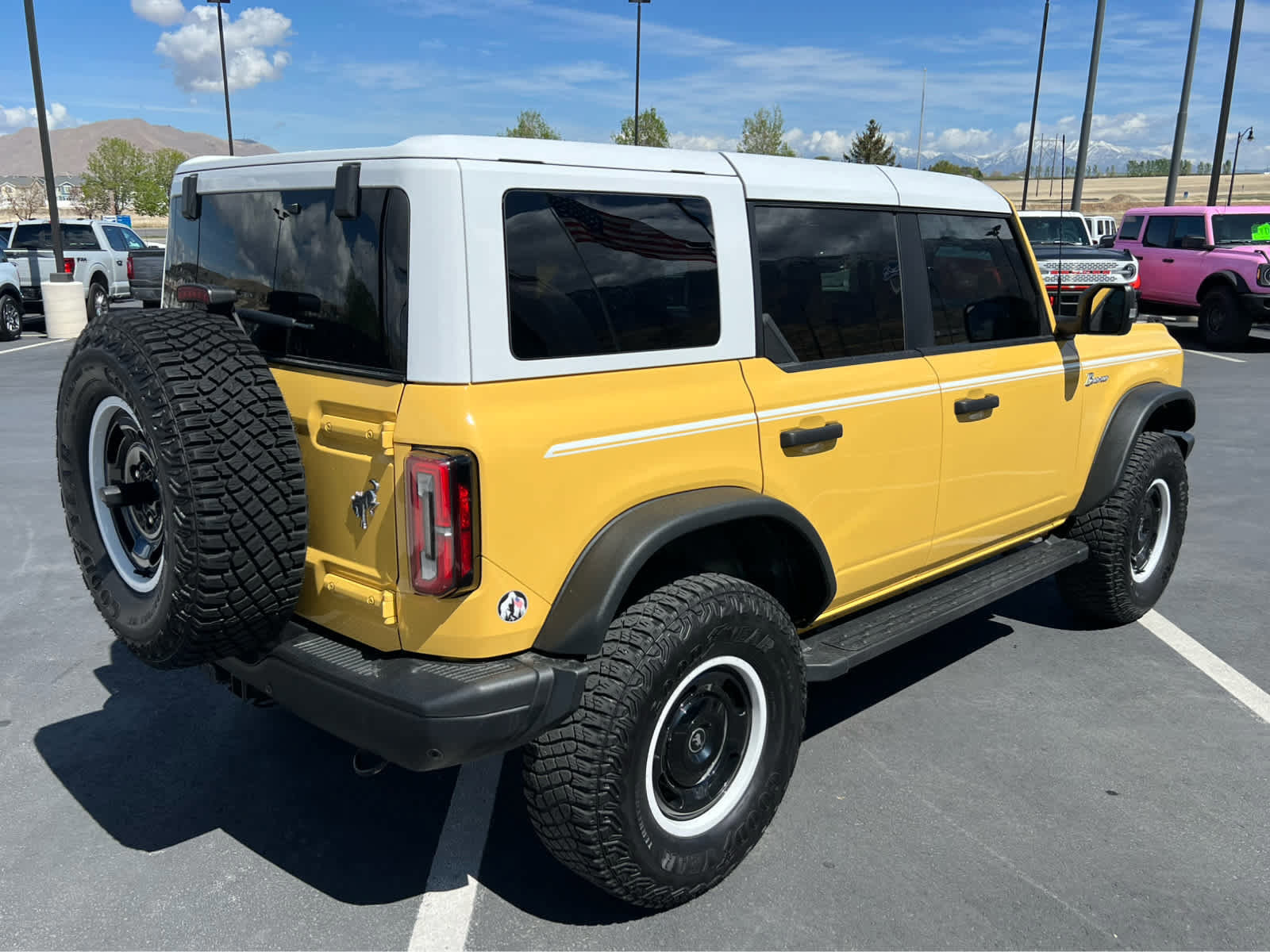 Certified 2023 Ford Bronco Heritage Edition image 7
