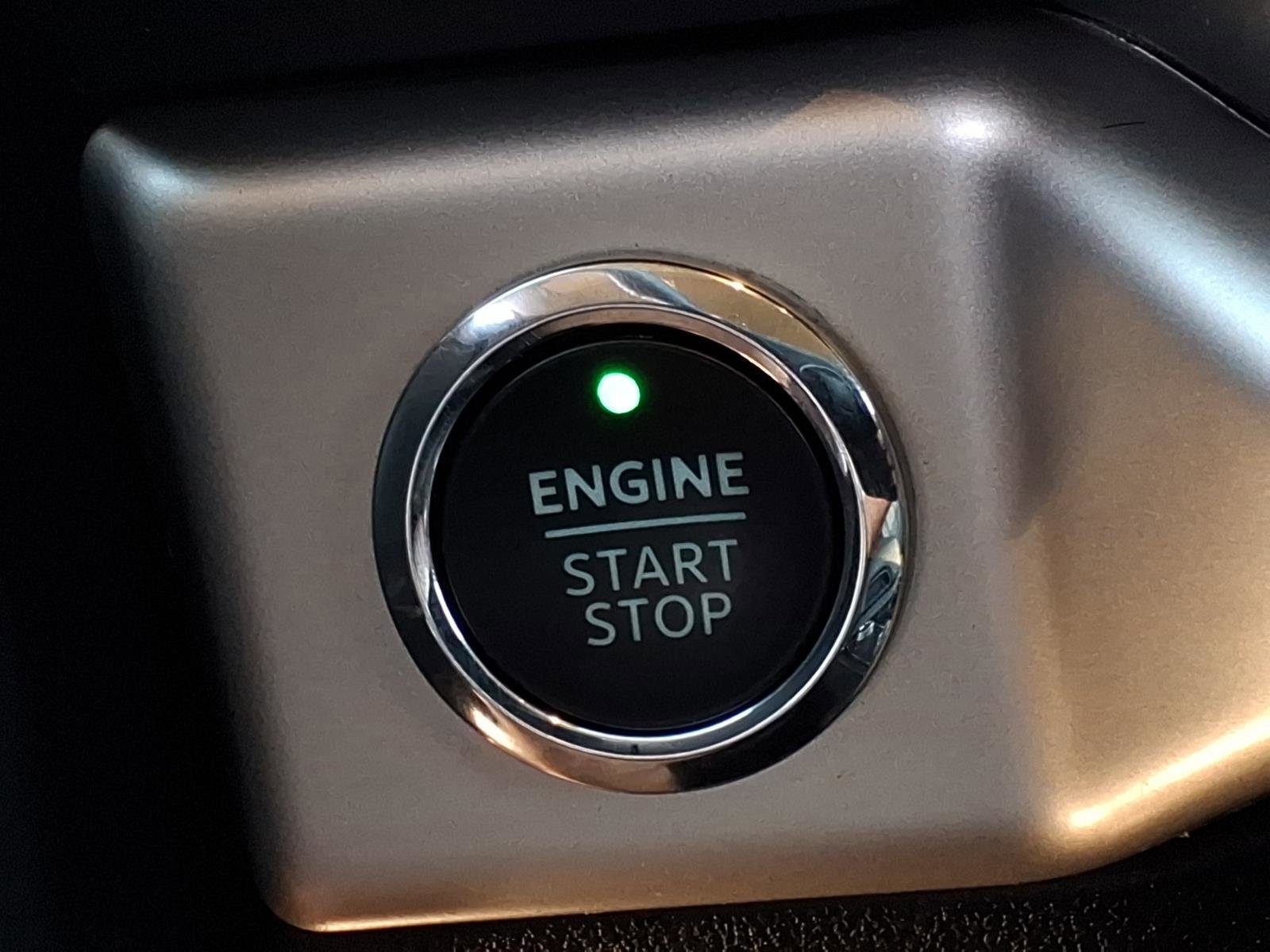 Certified 2024 Ford Expedition XLT image 23