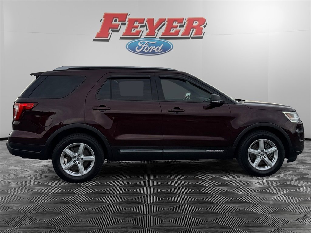 Certified 2019 Ford Explorer XLT w/ Equipment Group 201A image 6