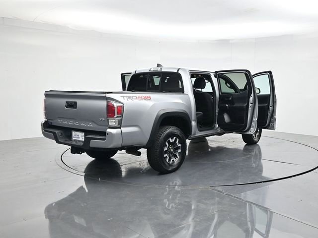 Used 2023 Toyota Tacoma TRD Off-Road w/ Technology Package AWD/4WD image 48