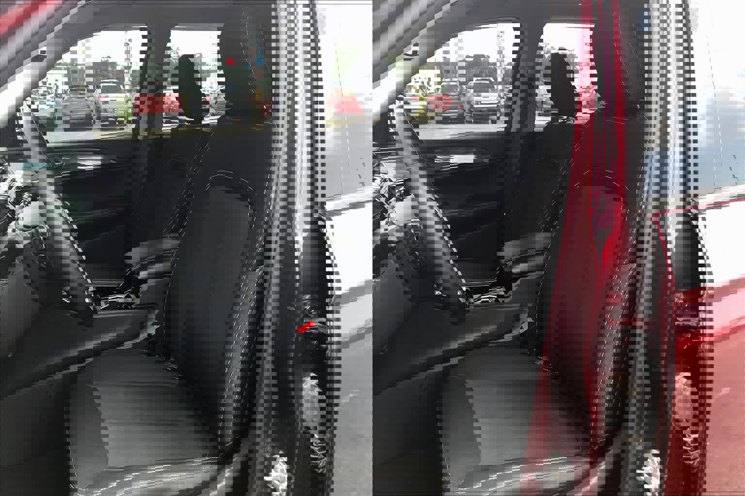 Used 2021 Jeep Grand Cherokee L Laredo w/ Luxury Tech Group I image 9