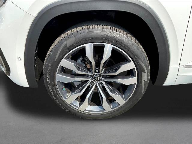 Used 2023 Volkswagen Atlas SEL Premium AWD/4WD image 37