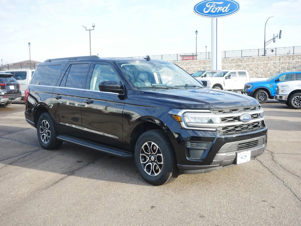 Certified 2024 Ford Expedition Max XLT AWD/4WD image 3