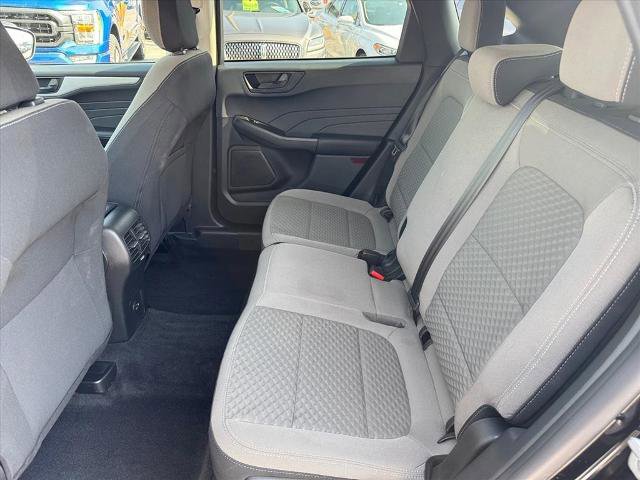 Certified 2022 Ford Escape SE w/ Cold Weather Package image 8