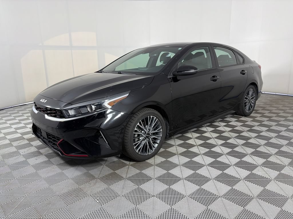 Used 2022 Kia Forte GT-Line w/ GT-Line Premium Package FWD image 3