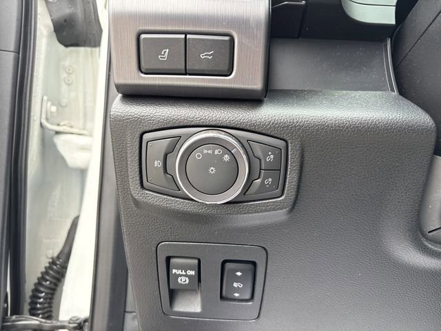 Certified 2020 Ford Expedition Platinum image 30