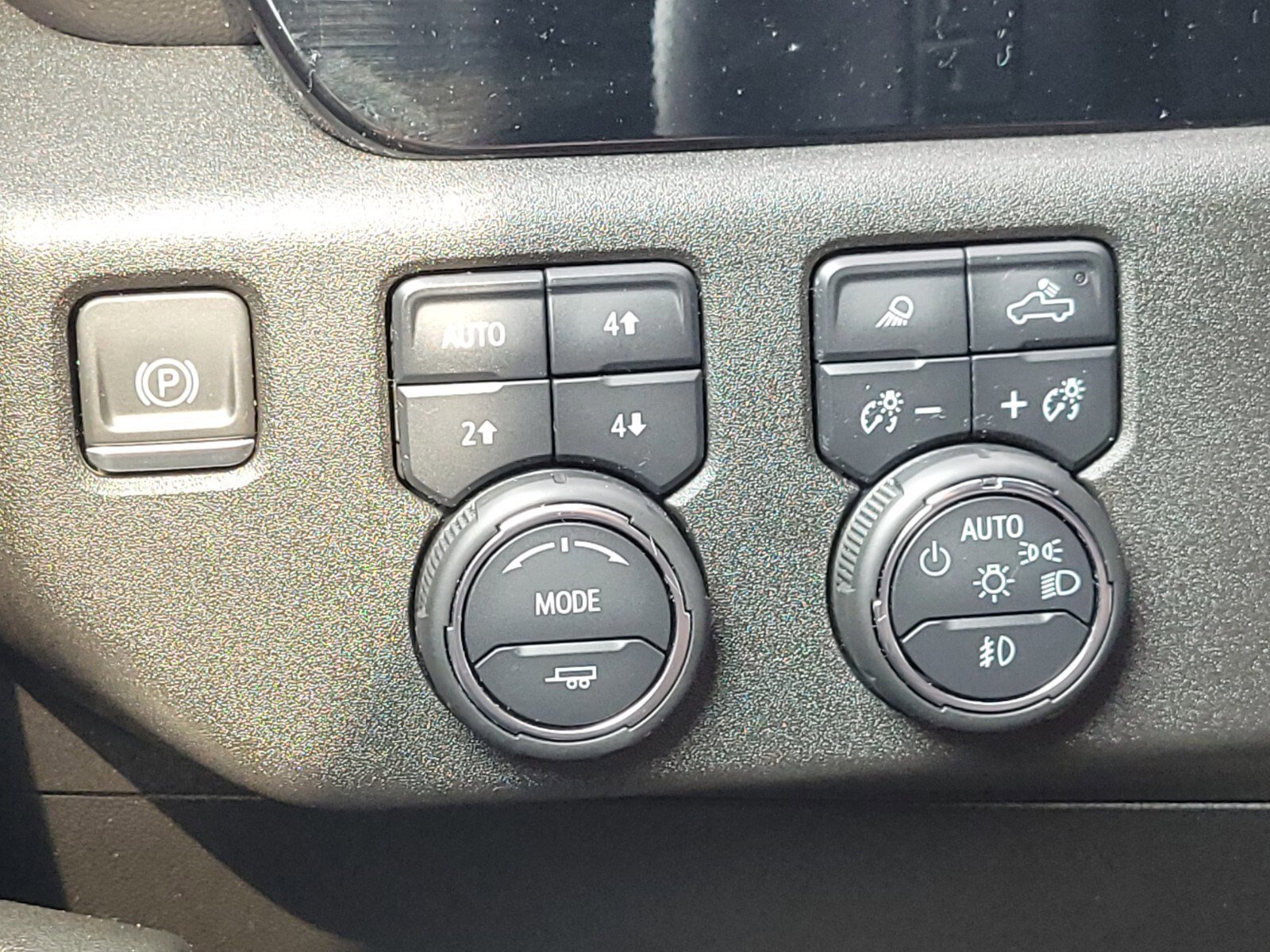 Used 2024 Chevrolet Silverado 1500 High Country w/ High Country Premium Package image 24