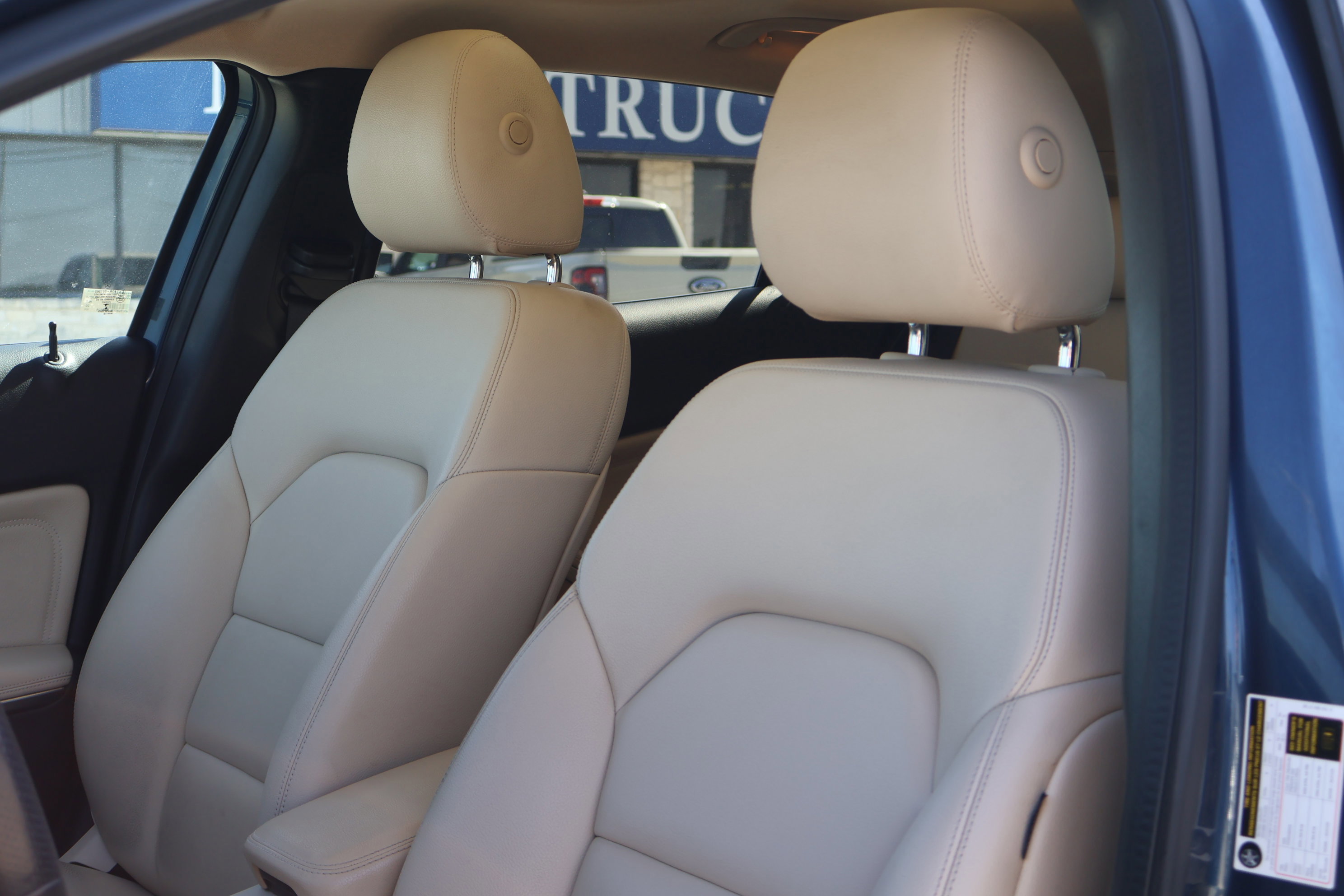 Used 2020 Mercedes-Benz GLA 250 4MATIC image 15