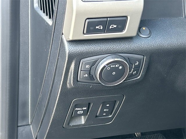 Certified 2019 Ford F150 Lariat w/ Equipment Group 501A Mid image 30