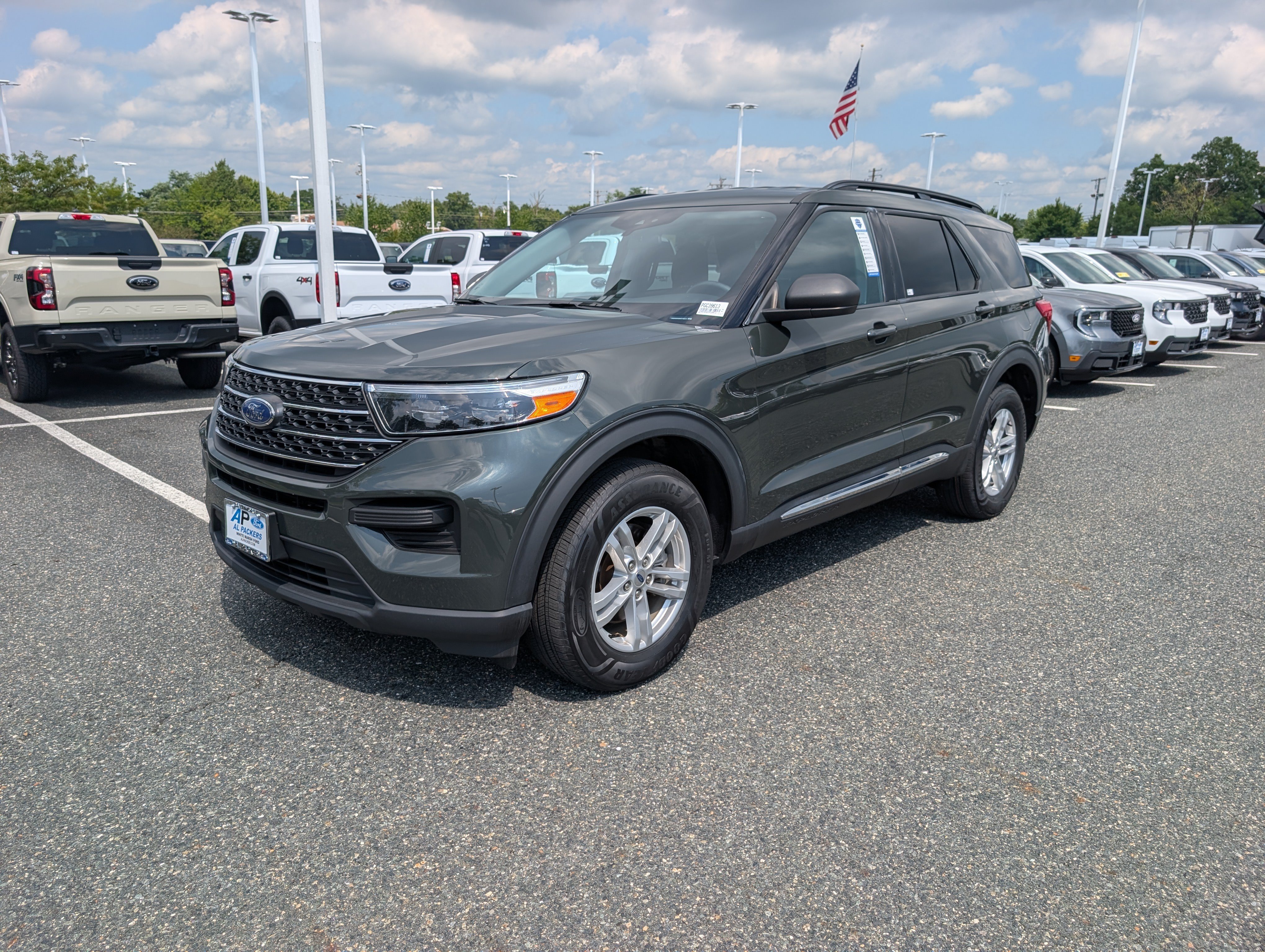 Certified 2023 Ford Explorer XLT AWD/4WD image 7