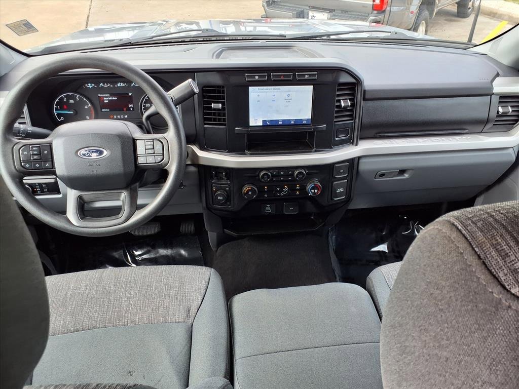 Certified 2024 Ford F350 XLT image 9