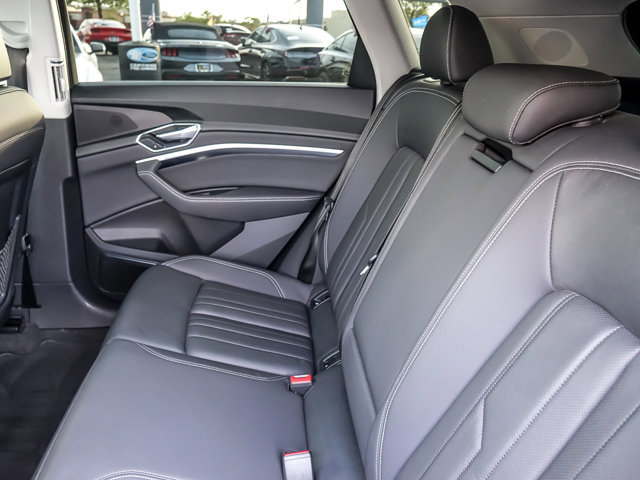 Used 2019 Audi e-tron Premium Plus AWD/4WD image 14