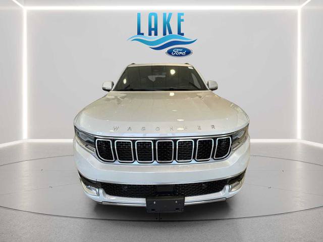 Used 2022 Jeep Wagoneer Series III w/ Premium Group I AWD/4WD image 8